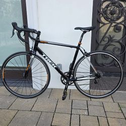 Trek 1.2 Road Bike 