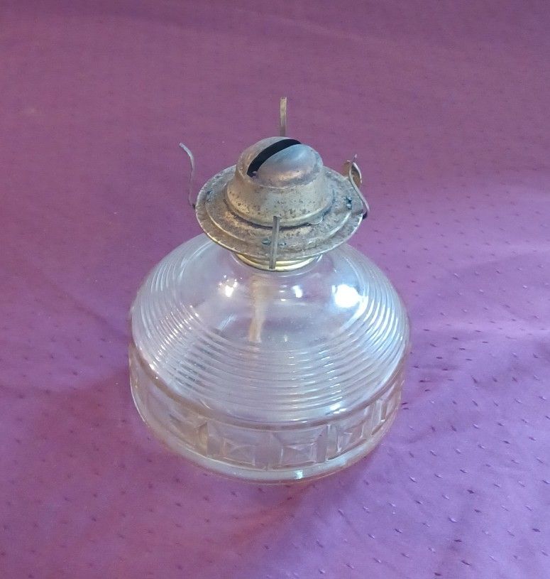 Antique 1920s/1930s Kerosene lantern, no top
