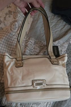 Guess Hand Bag wallet