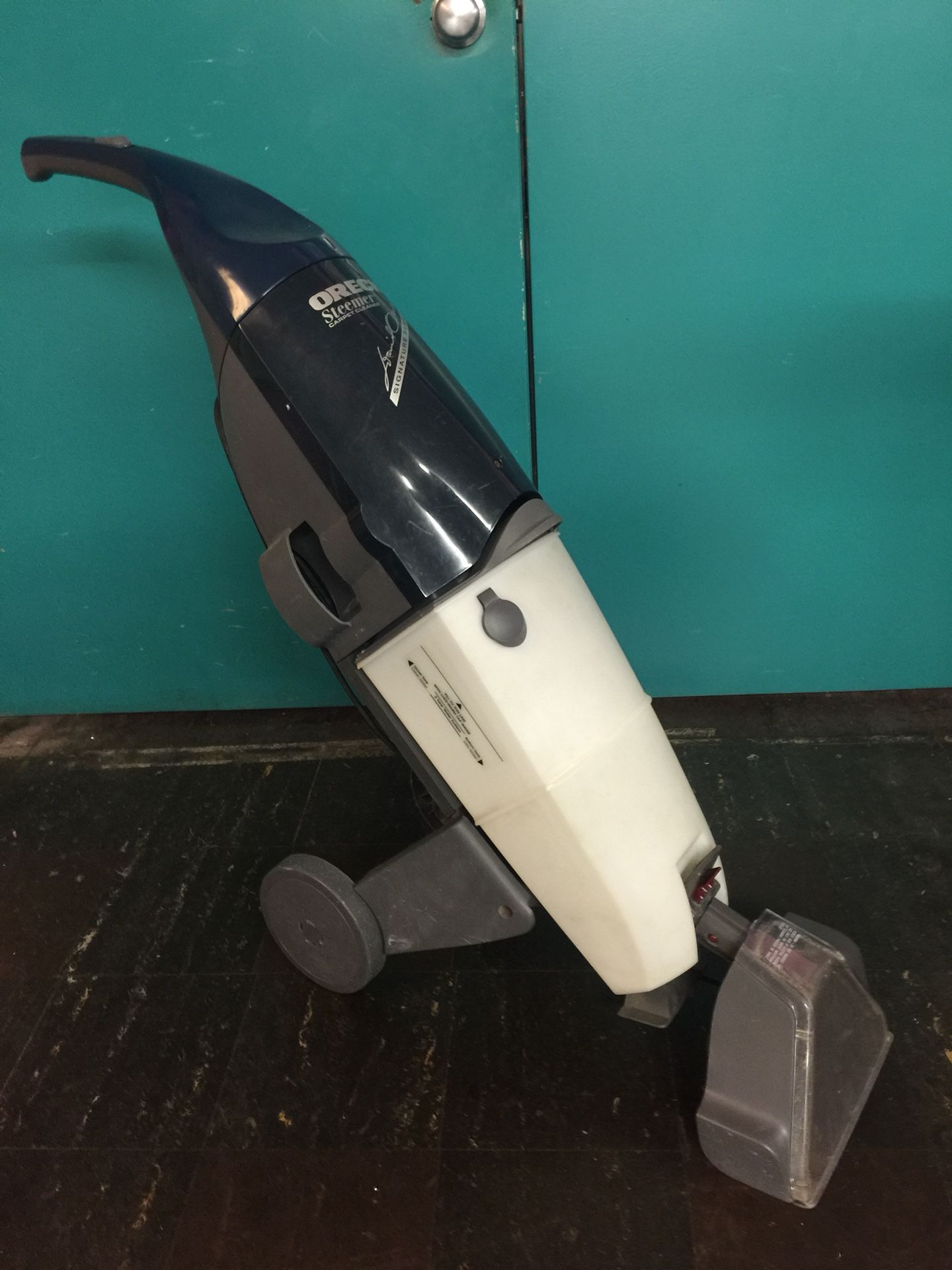 Oreck “Steemer” Carpet Cleaner-Signature Series