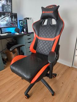 Cougar gaming chair