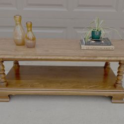 Ethan Allen Vintage Coffee Table In Nutmeg