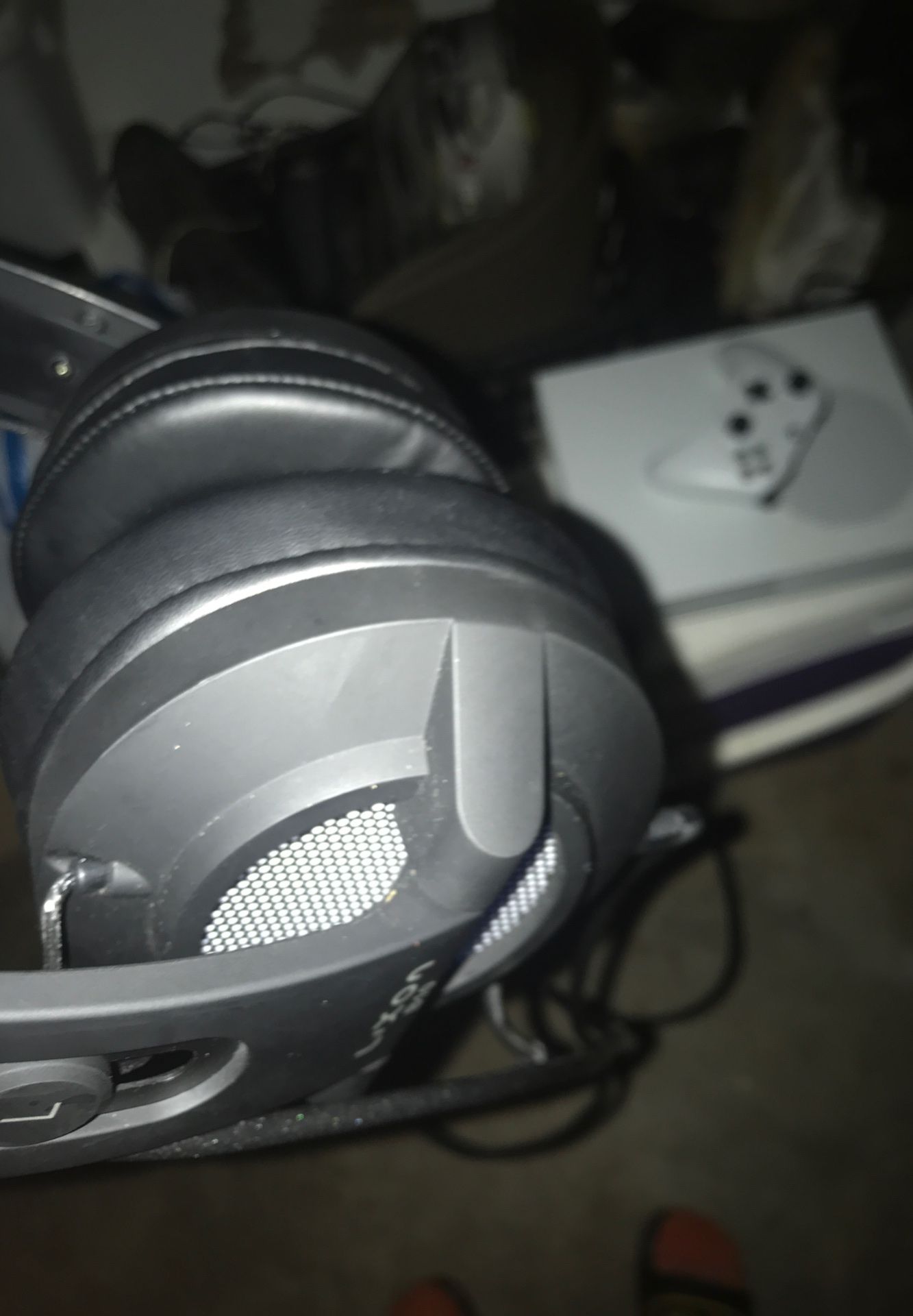Gaming headphones