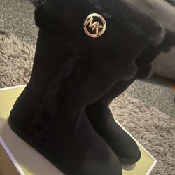 Women Michael Kors  Black Boots Size 5