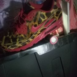 Nike Air Max Infrared Leopard Print 