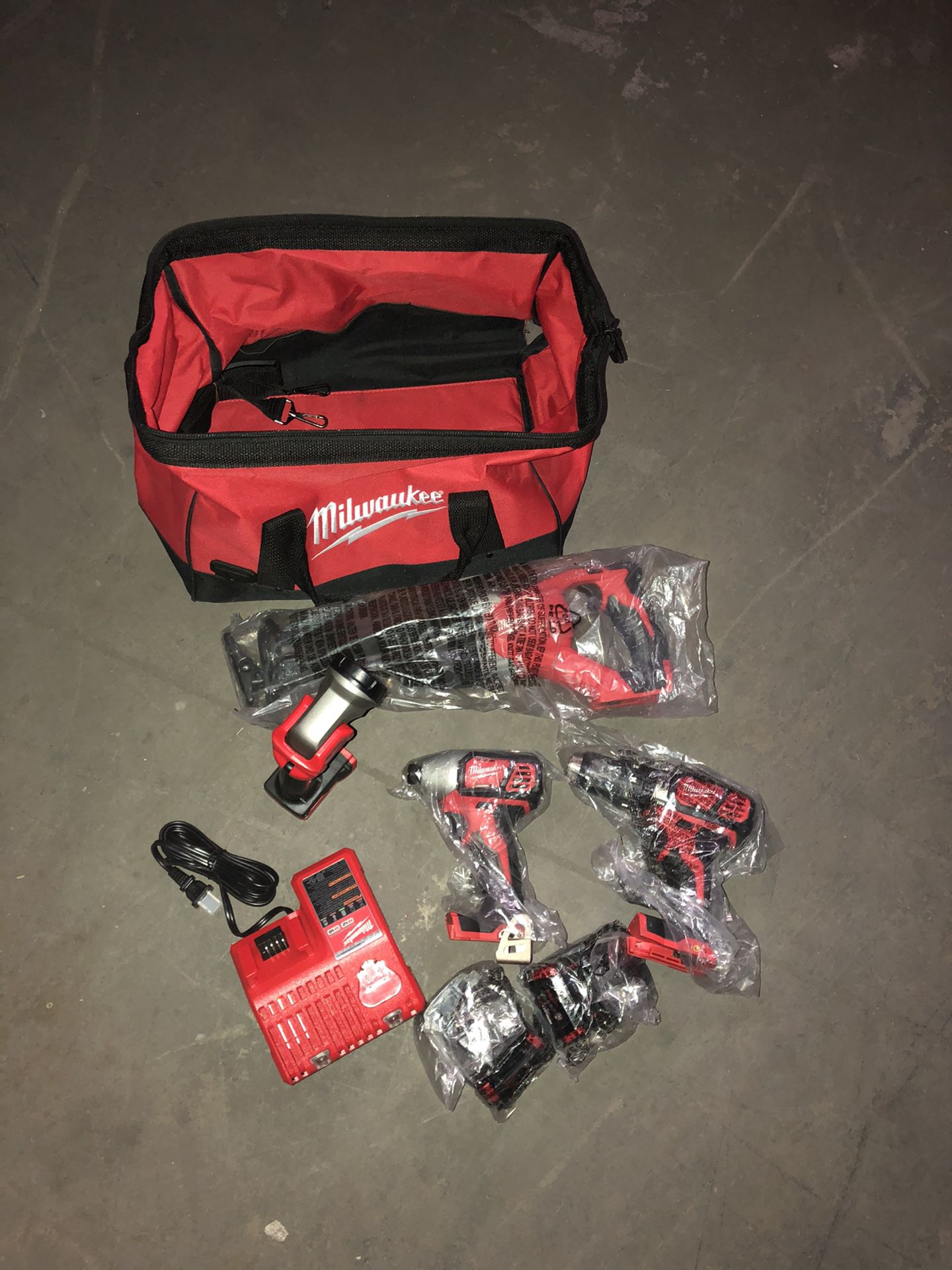 Milwaukee 4-tool combo kit