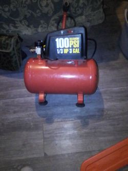 3 Gallon 100 PSI Air Compressor