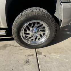 20x10 On 34s 