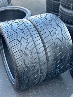 PAIR OF TIRE 325 35 22 NITTO 85% LIFE