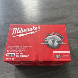 milwaukee m18 cordless 6 1 2 circular saw
