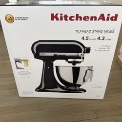 Kitchen Aid Stand Mixer - New in Box