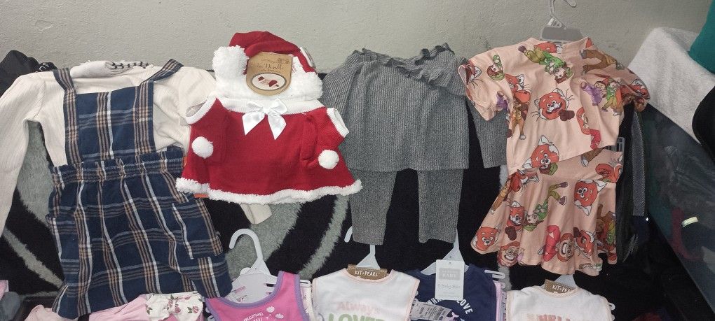 Girls Baby Clothes. And Purses, New Never Used.