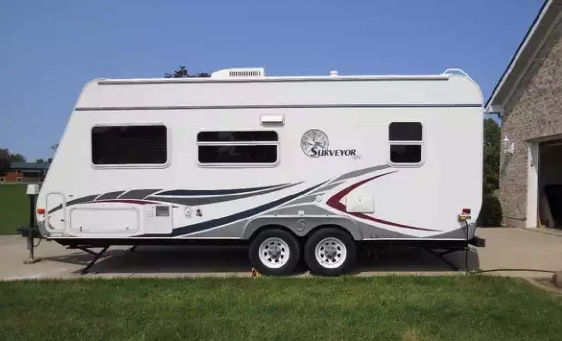 2006 Forest River Surveyor