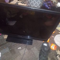 Tv For Sale I Only Take Cash Or Send Me The Money On Cash App It Is For Sale For 60$ I Will Lower It Down To 50$ That's The Lowest I Will Go 