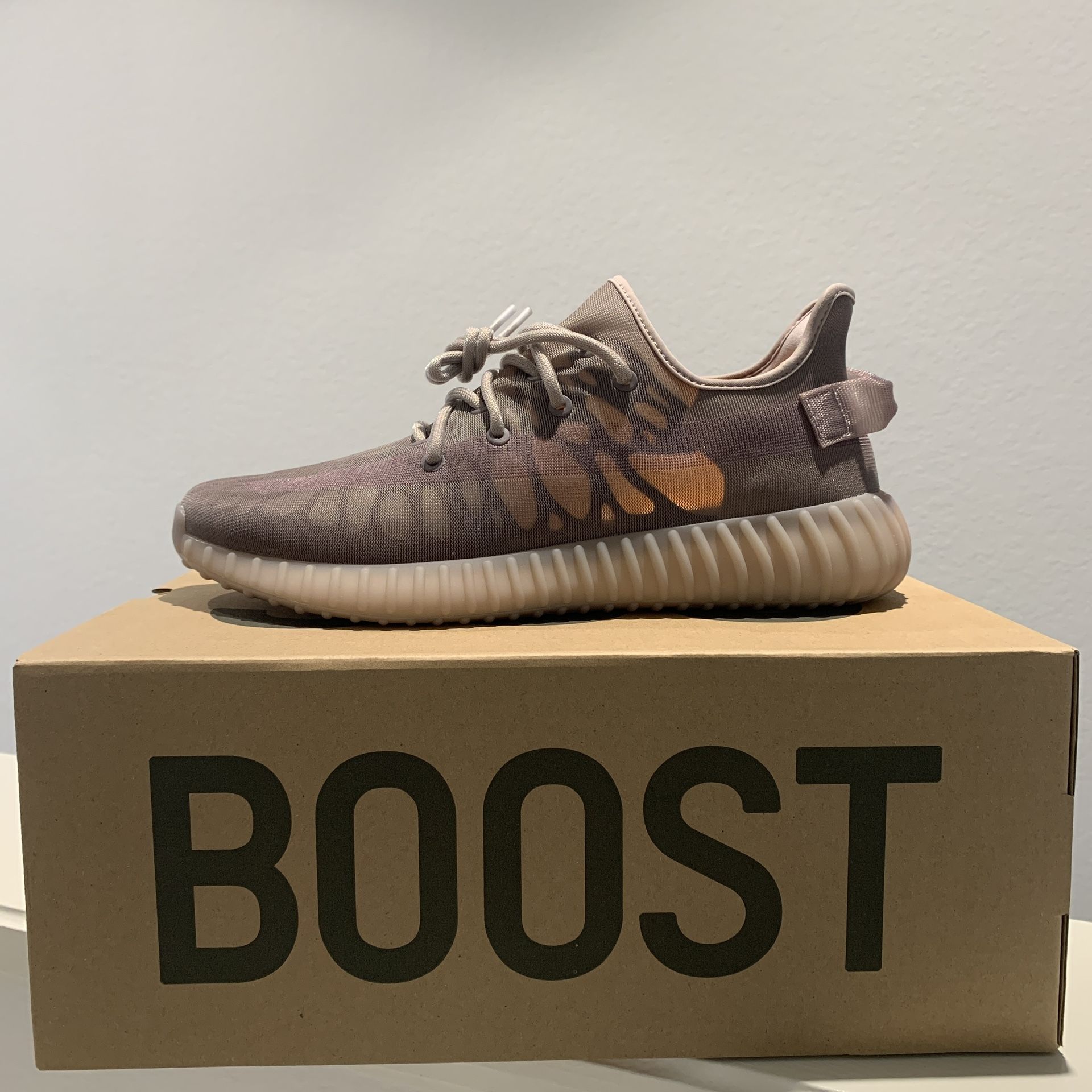 BRAND NEW - adidas Yeezy Boost 350 V2 Mono Mist - GW2871 - Size 11.5