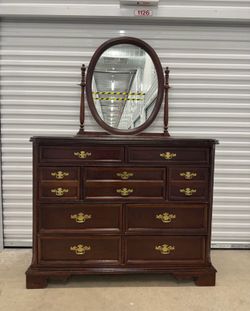 Bassett Dresser with mirror
