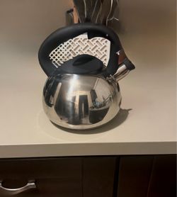 Stainless Steel Whistling Tea Kettle. Pick Up in Van Nuys CA