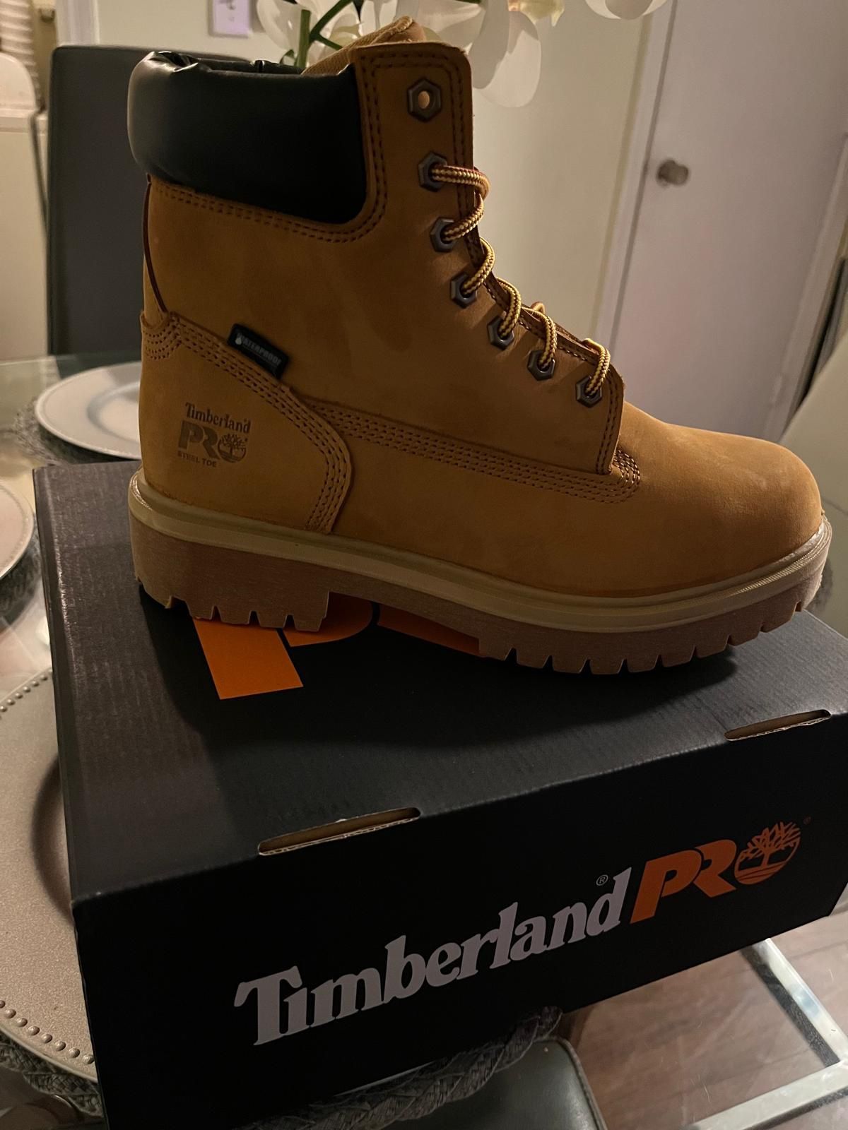 8 1/2. Timberland For Work CHEAP PRICE‼️‼️
