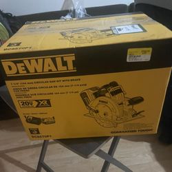 Dewalt Circular Saw 