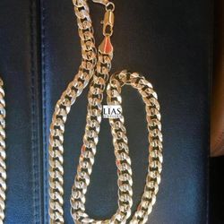 New 18k Yellow Gold Cuban Link Chain And Bracelet 