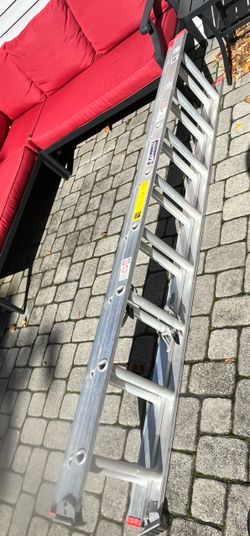 Louisville 16-Foot Aluminum Extension Ladder – Excellent Condition