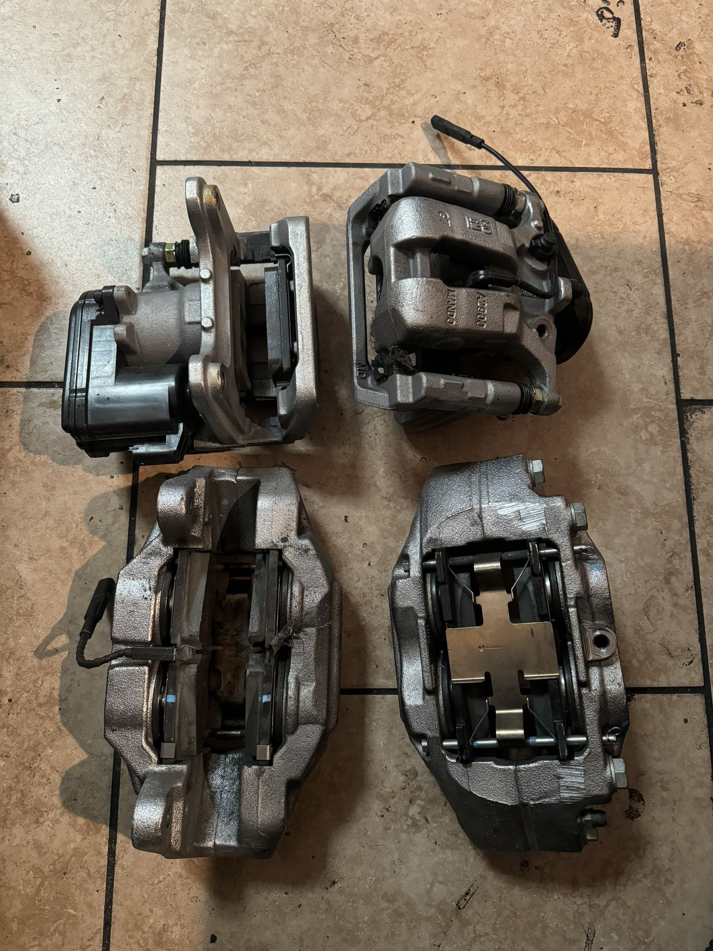 2021 - 2023 GMC Yukon / Cadillac Escalade / Chevy Calipers