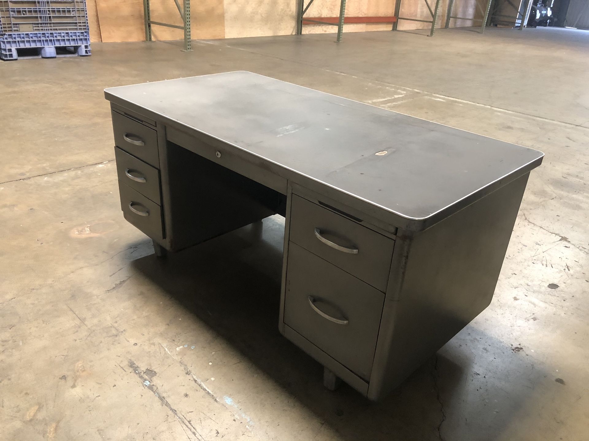 Tanker desk for Sale in Gardena, CA OfferUp