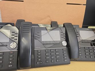 MITEL 6930 IP PHONES.