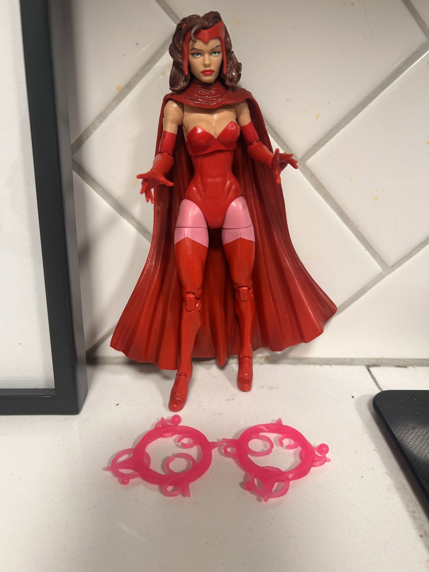 Marvel legends Scarlet Witch 