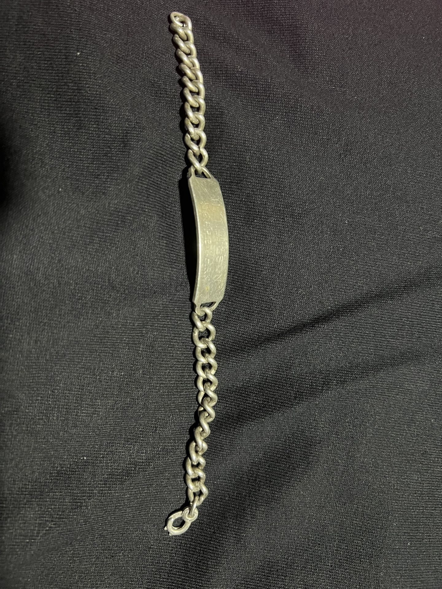 silver bracelet 