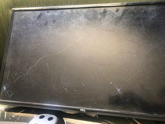 TCL Roku 32 inch Flatscreen TV (Screen Damaged)