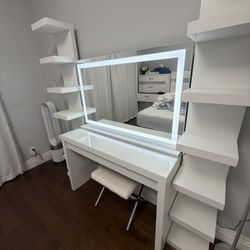 Vanity Desk & Mirror 