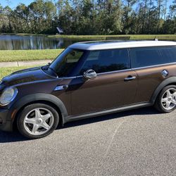 2012 Mini Cooper Clubman S Hatchback 3D 