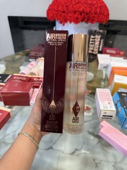 Charlotte tilbury jumbo  Airbrush Flawless Hydrating & Waterproof Setting Spray FIRM PRICE