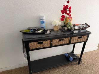 Little table good condition