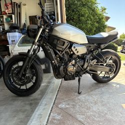 XSR700 Yamaha 