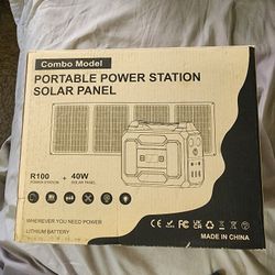 R100 Portable Power Station and 40W Solar Panel combo. 