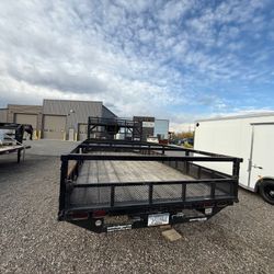 🔩 Reinforced Steel Forms & Custom Deck-Over Trailer