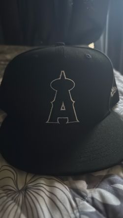Black angles hat