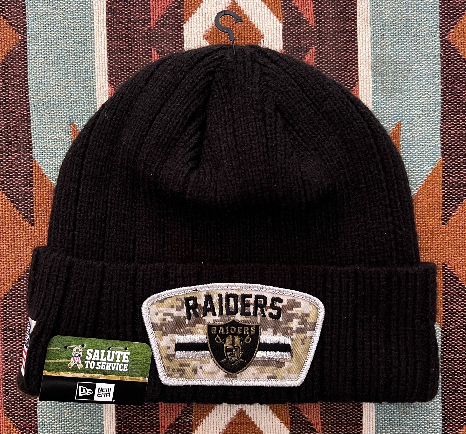 NFL New Era Las Vegas Raiders Salute to Service Beanie NWT One Size Fits Most