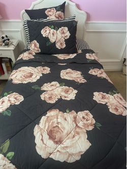 PBK Bed of Roses Twin Bedding