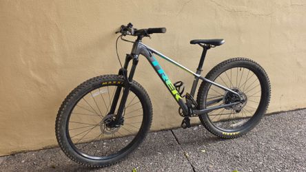 2021 Trek Roscoe 7 Small – 27.5+ – SRAM Eagle 1x12