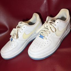 Nike Air Force 1 low DA8301-101 size 7.5