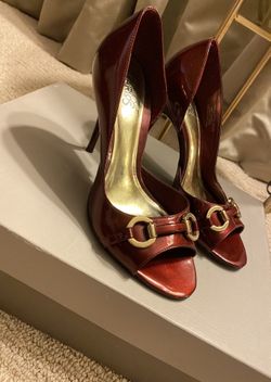 Carlos Santana Roulette D’Orsay peep toe heels 6.5