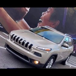 2014 Jeep Cherokee 