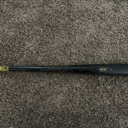 Baum Bat Gold Edition - 32 Inch