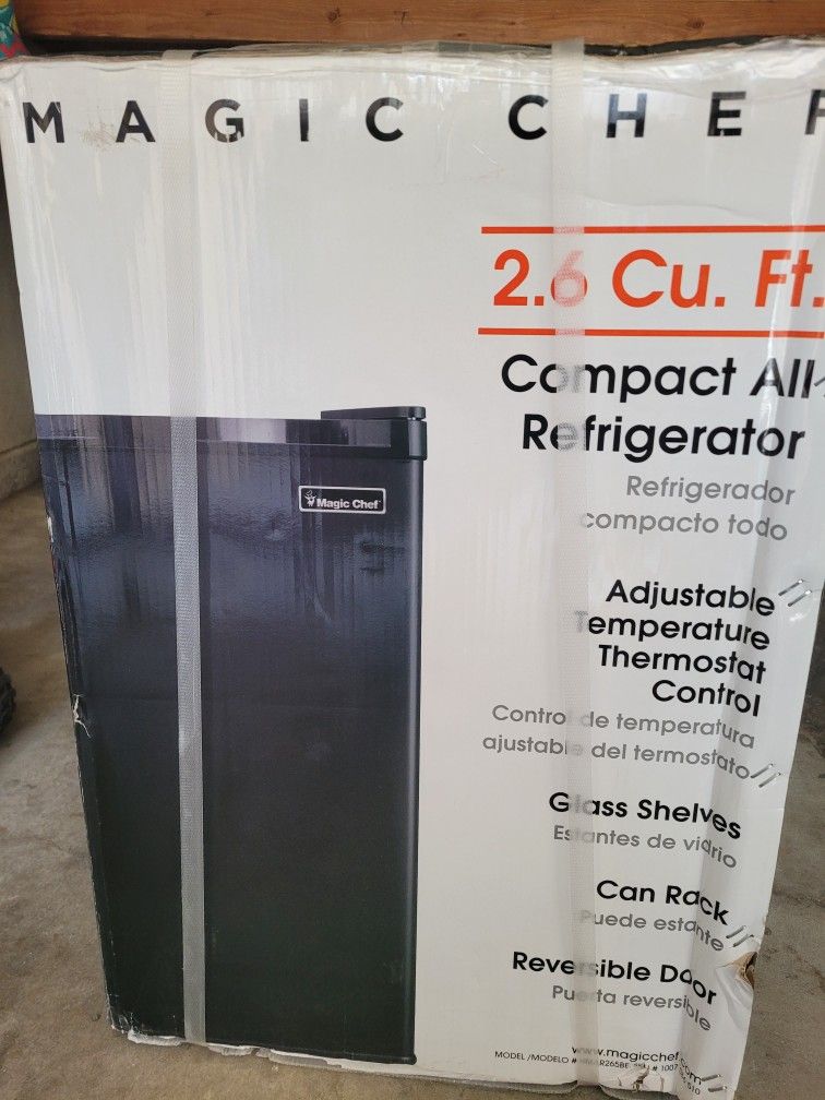 Mini Fridge
