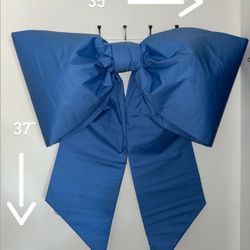 Bow Backdrop
