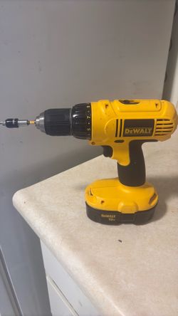 Dewalt power drill