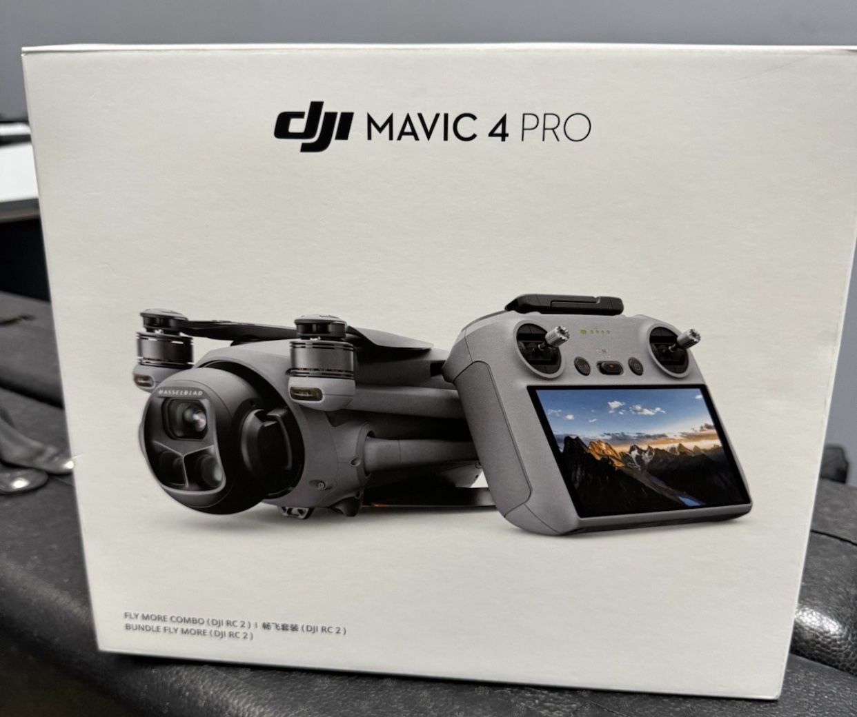 DJI Mavic 4 Pro Fly 